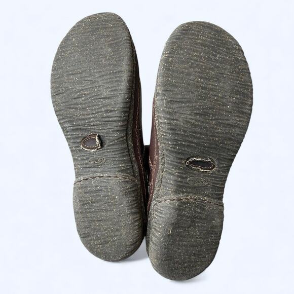 Clarks Artisan Brown Leather Ankle Chelsea Boots Women's size 8.5 M Gorpcore - Picture 11 of 11